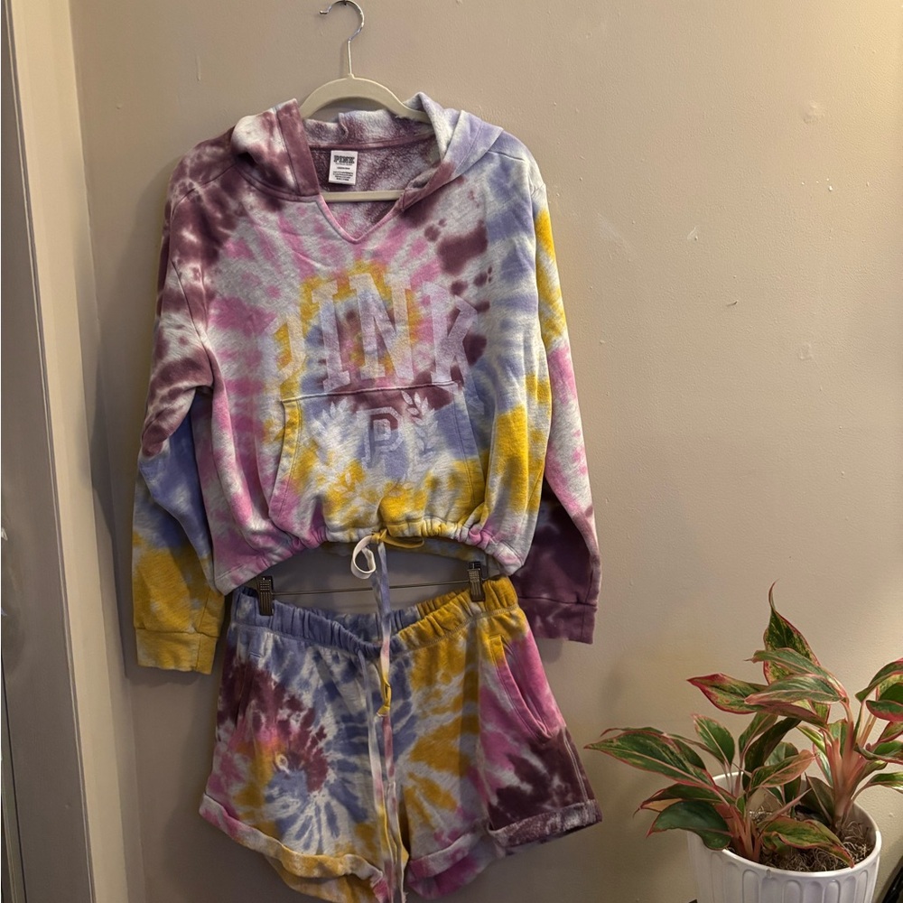 PINK Victoria's Secret Purple and Blue Pajama Set